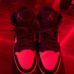 Air jordan 1 mid sneaker